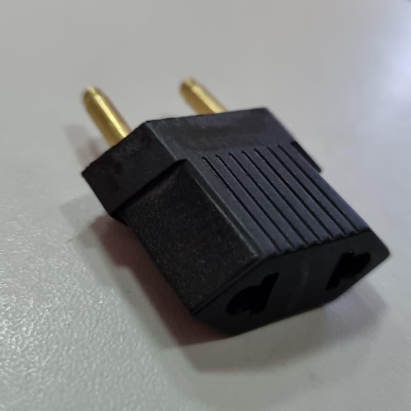 Сетевой переходник US-EU, чорний