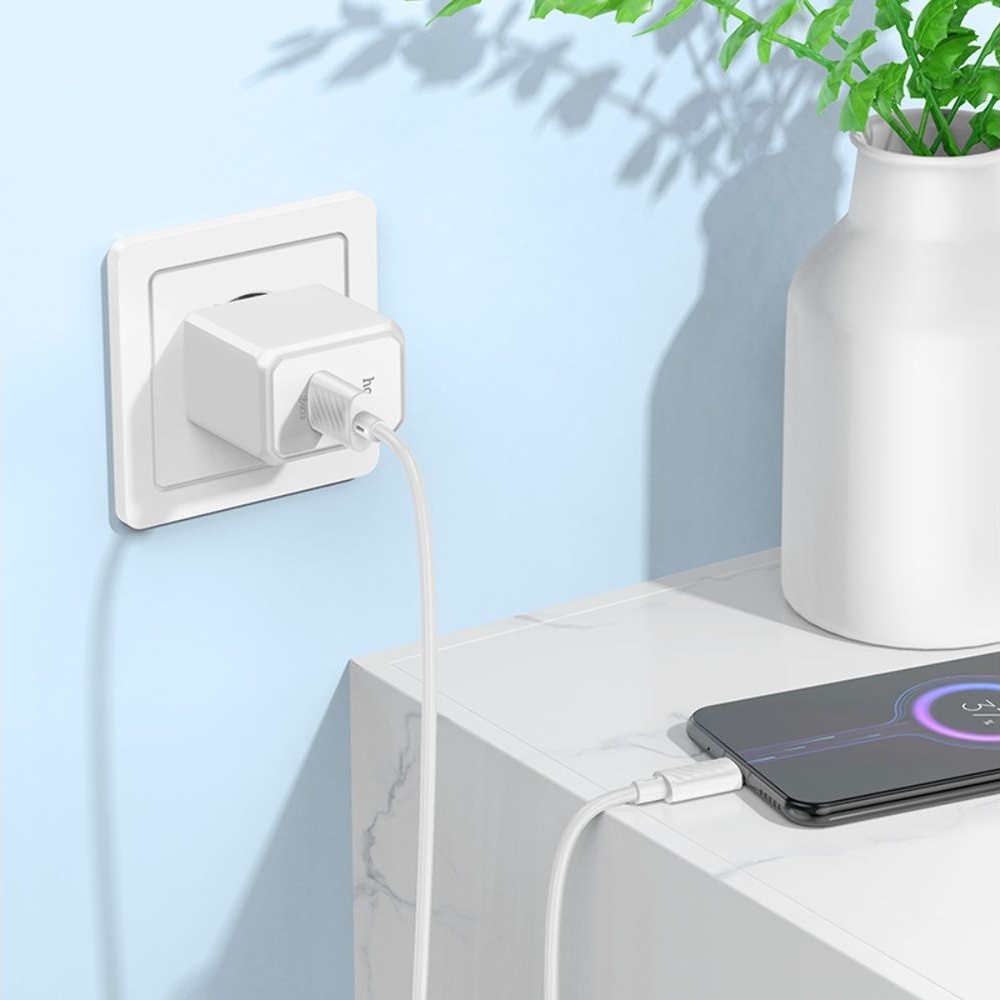 Сетевое зарядное устройство Hoco CS12A, USB, белое