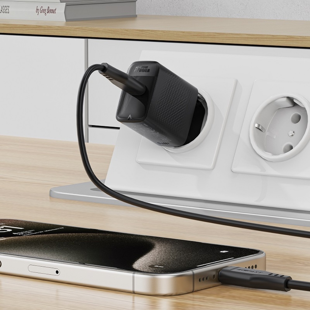 Сетевое зарядное устройство Acefast A104 Type-C PD25W черное