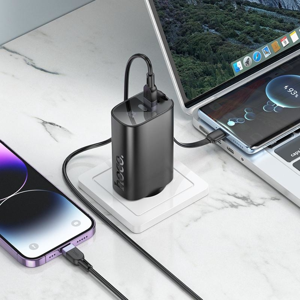 Сетевое зарядное устройство Hoco J148 со встроенным Power Bank 5000mAh PD 20W + кабель Type-C black