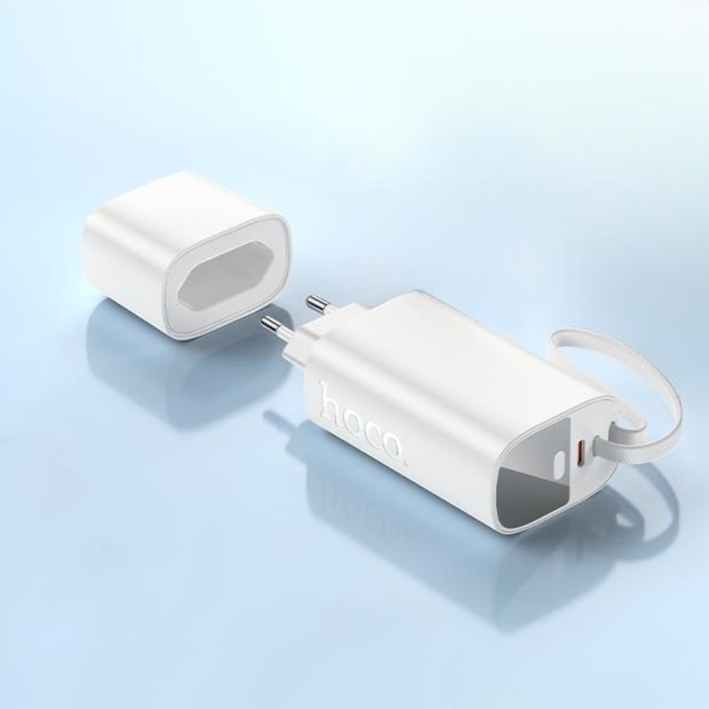 Сетевое зарядное устройство Hoco J148 со встроенным Power Bank 5000mAh PD 20W+ кабель Type-C white